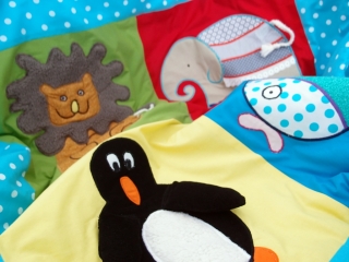 Krabbeldecke Spieldecke Kinderdecke Babydecke Kuscheldecke wilde Tiere blau Löwe Elefant Pinguin Fisch  trapunta per gattonare trapunta carponi trapunta gattoni trapunta bimbo animali selvatici blu leone elefante pinguino pesce - MarionP